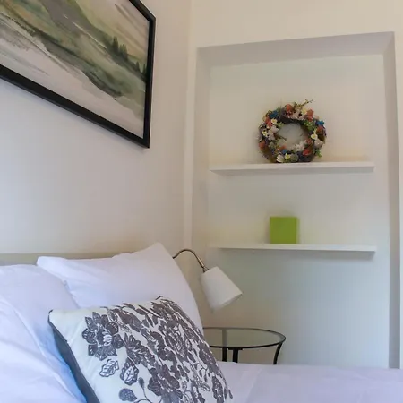 Konukevi La Torre Rossa Roma